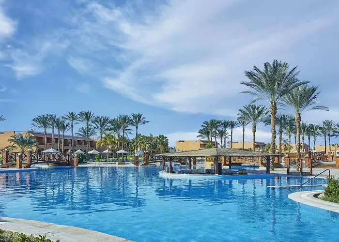 אתר נופש Jaz Grand Marsa