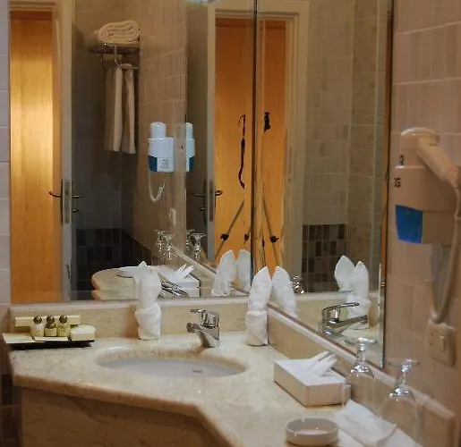 אתר נופש Jaz Grand Marsa 5*